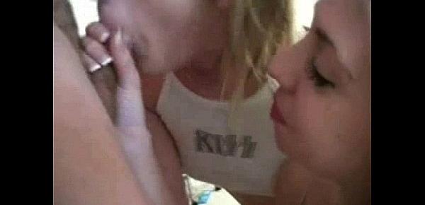  Double Blowjob Satisfies The Fantasy
